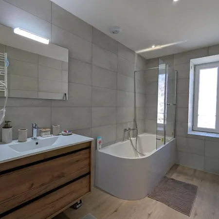 Ferme Renovee Au Calme - 2 Pers. - Fr-1-589-852 Bed & Breakfast Colroy-la-Grande